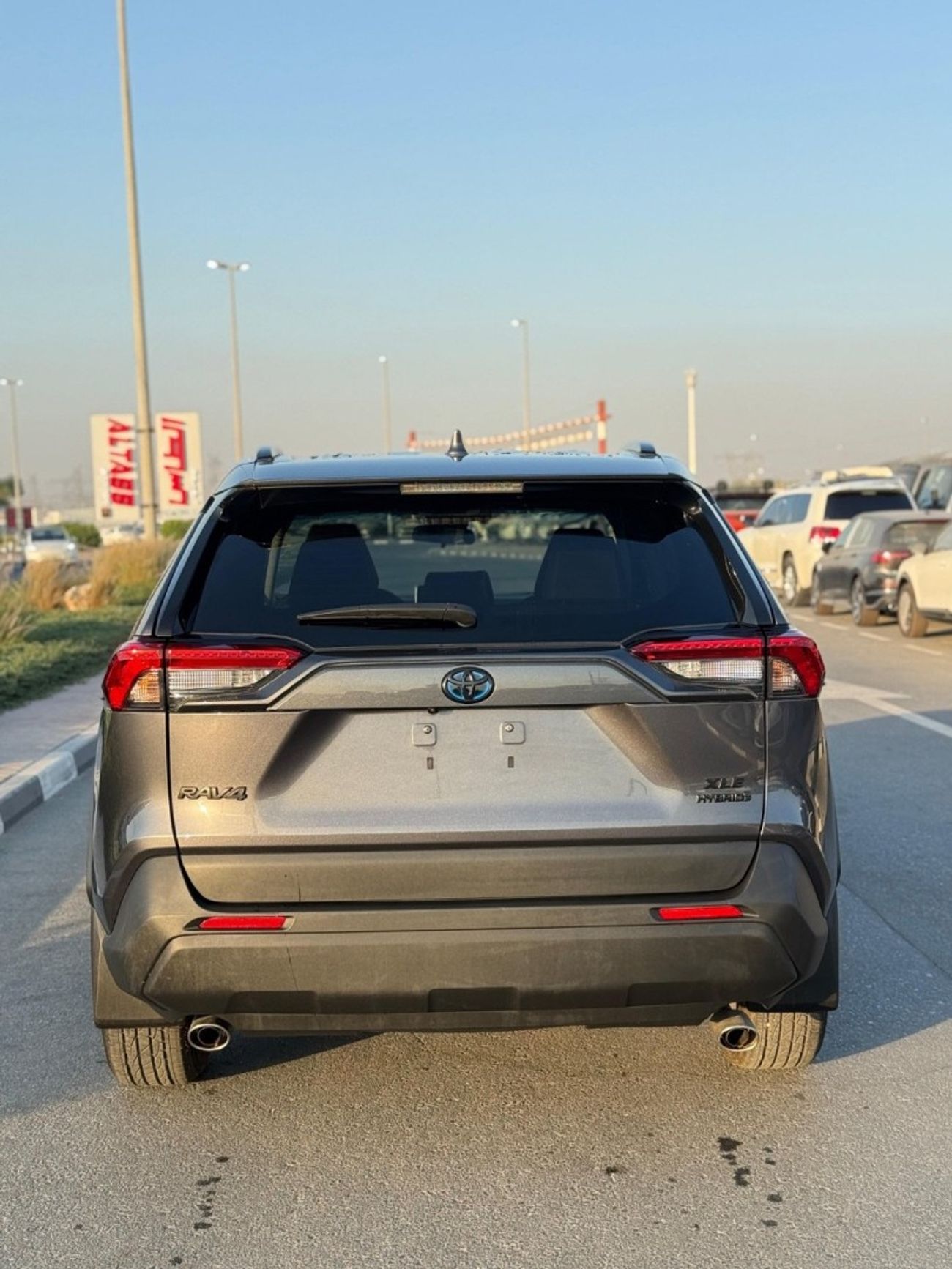 Toyota RAV4 Hybrid XLE premium Sunroof,leather,Push start