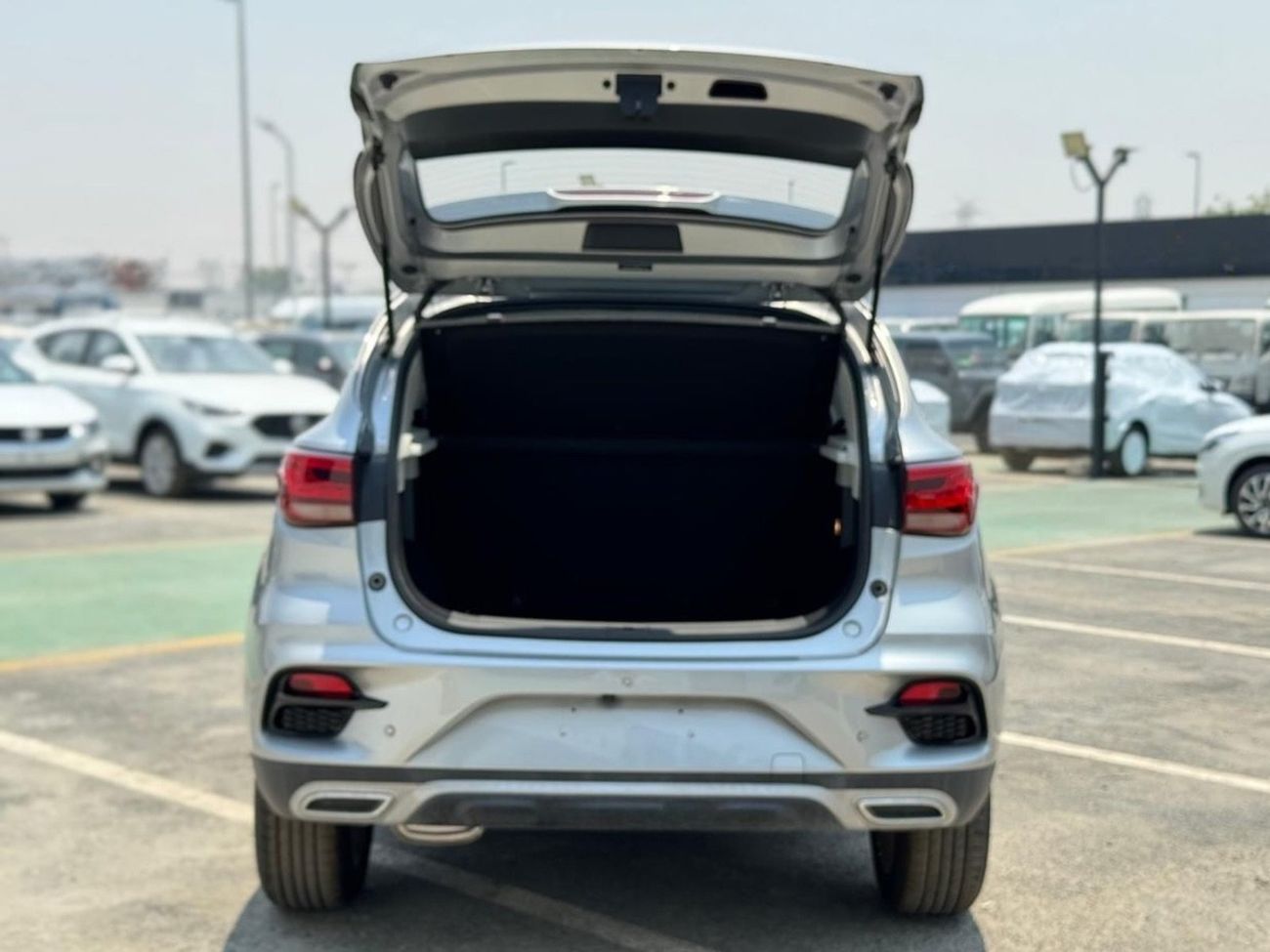 MG ZS MG ZS 1.5L (LUXURY) - 2025 MODEL SILVER COLOR