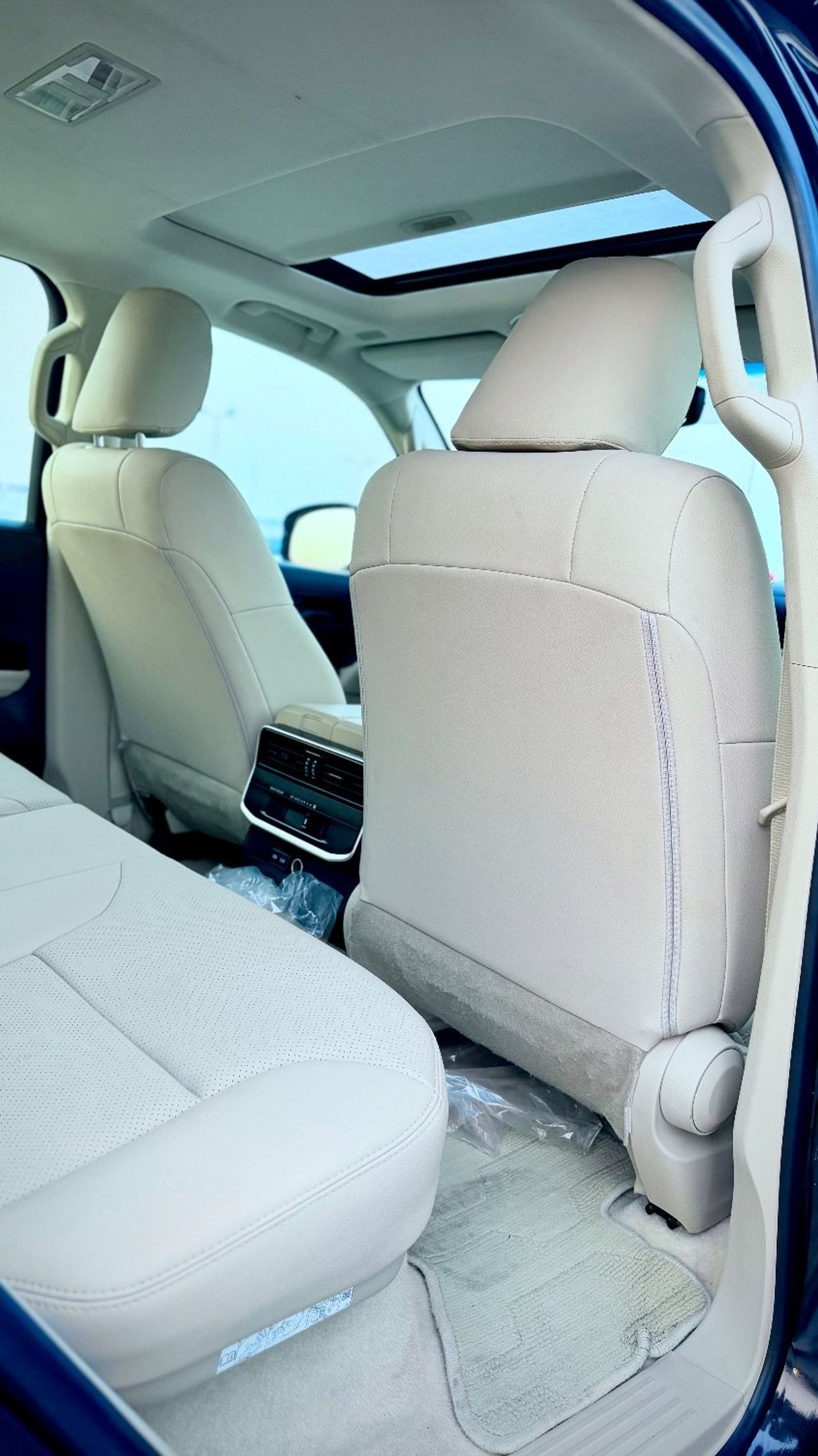 Toyota Land Cruiser 2022 model GXR Full Option Top Of The Range