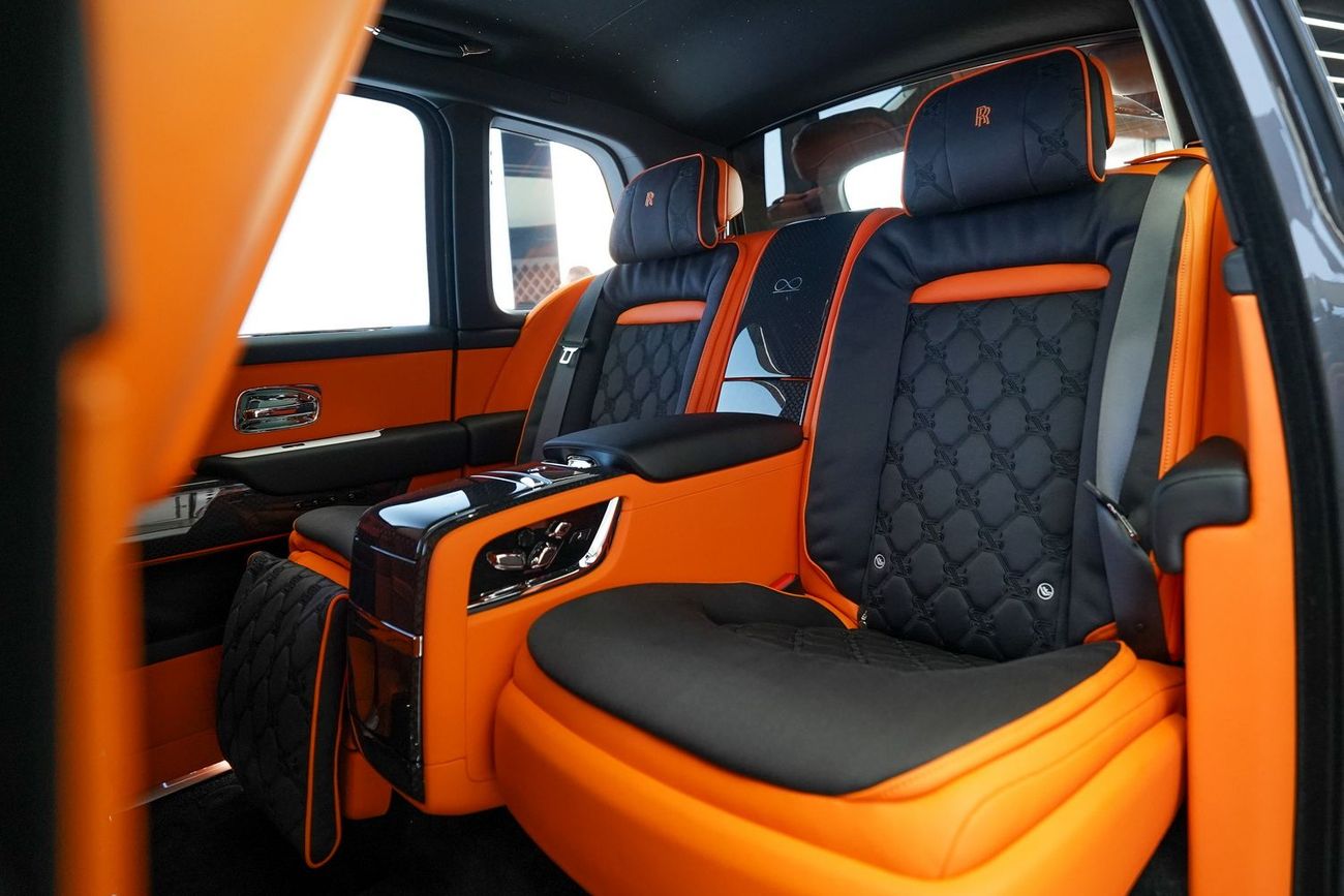 Rolls-Royce Cullinan BLACK BADGE