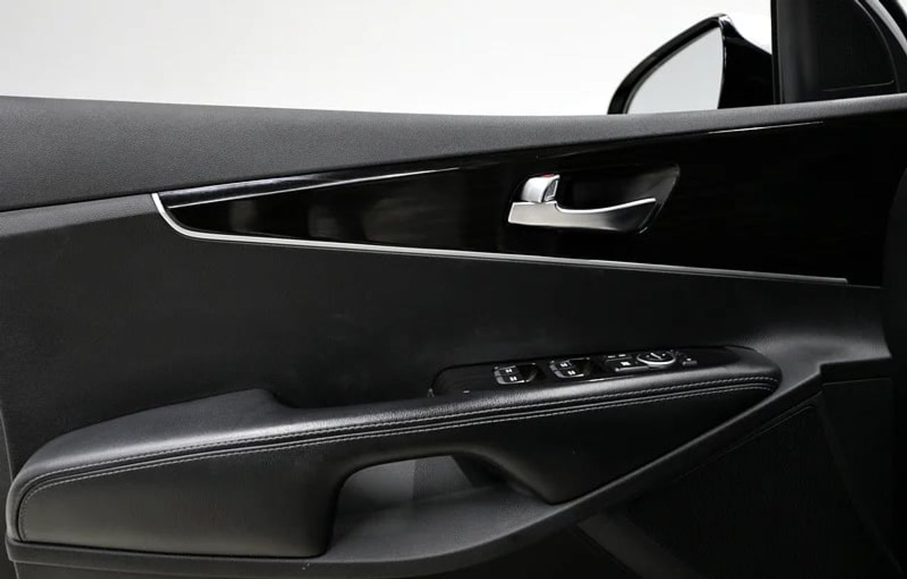 كيا سورينتو | 7 Seater | 675 Montly | Free Insurance + Registration Ref#G622637