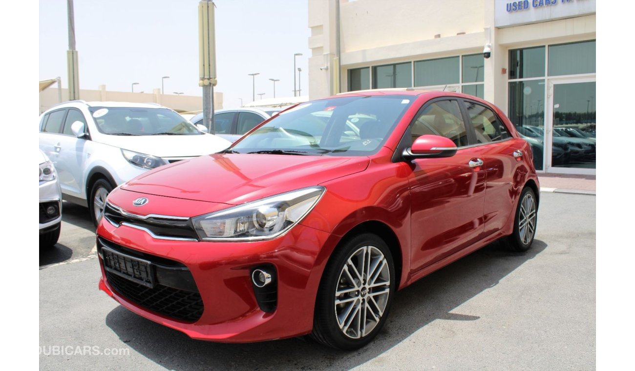 Kia Rio LX FULL OPTION - ACCIDENTS FREE - GCC - CAR IS IN PERFECT CONDITION INSIDE OUT