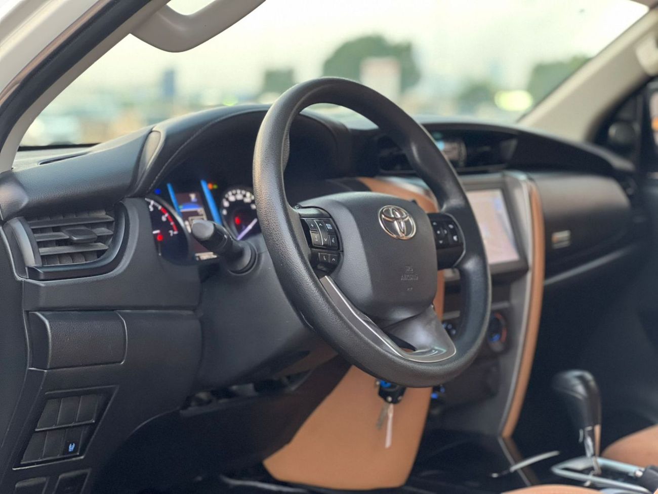 تويوتا فورتونر 2022  Toyota Fortuner EXR 2.7L (160 HP)V4 -AWD 4x4 - GCC Rear Sensor - Cruise Control