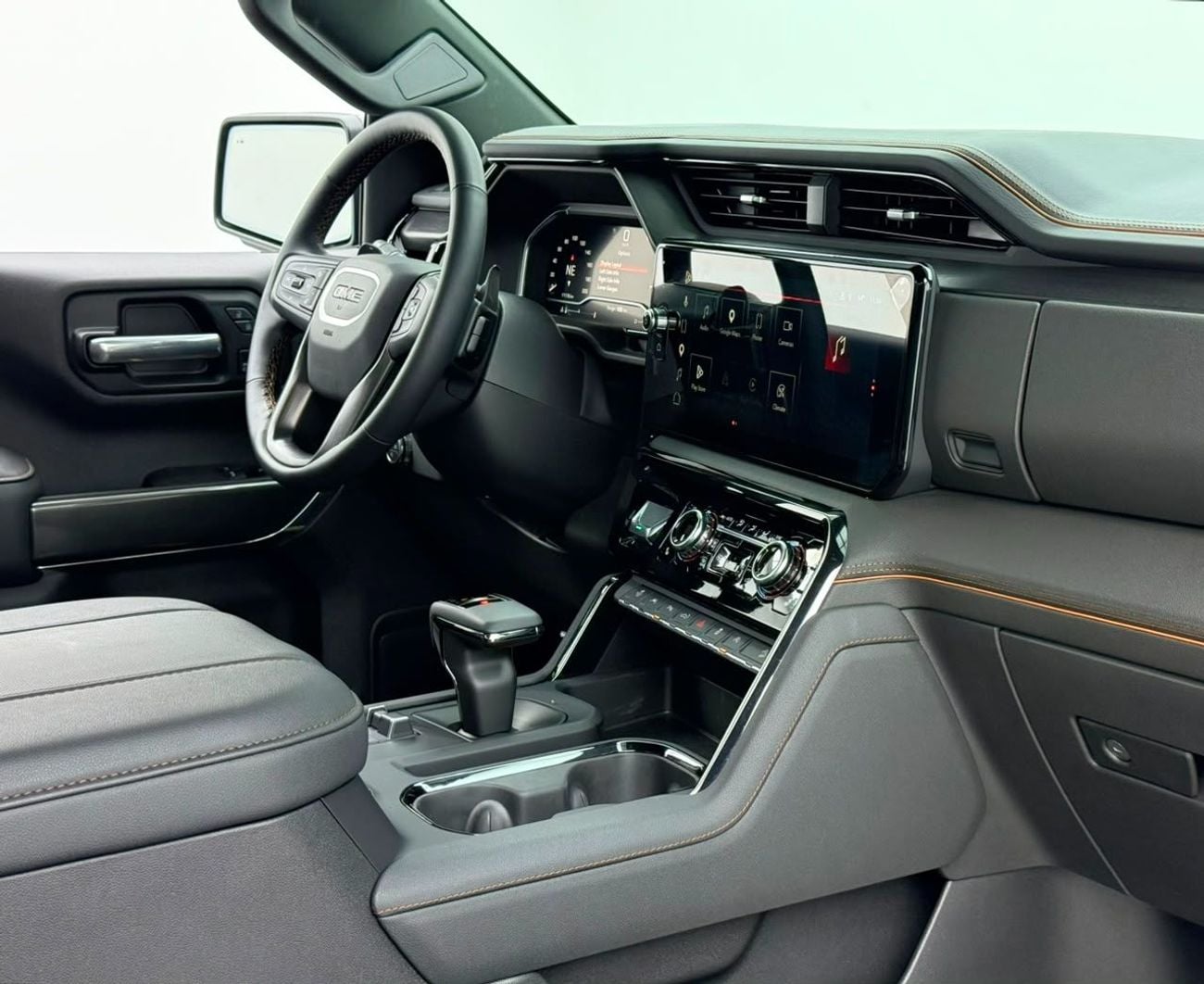 GMC Sierra 2025 GMC Sierra AT4, Oct/2028 GMC Warranty, GMC Full Service History, GCC