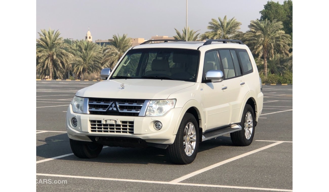 Mitsubishi Pajero GLS MITSUBISHI PAJERO MODEL 2014 GCC CAR PERFECT CONDITION INSIDE AND OUTSIDE