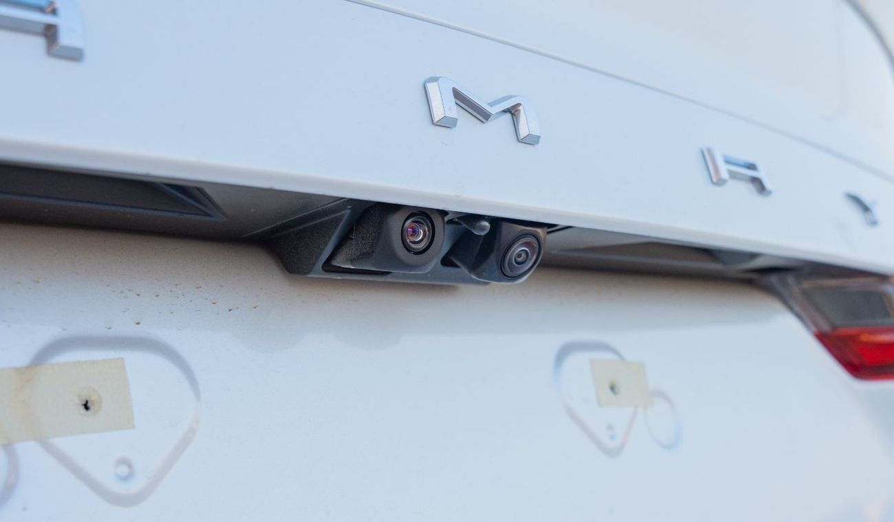 تويوتا كامري Toyota Camry Lumiere 2.5L HEV Full option - GCC (Export Price)