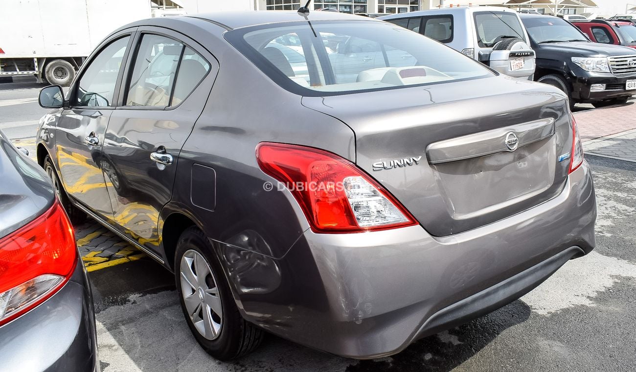 Nissan Sunny 2016 GCC  No Accident No Paint A perfect Condition