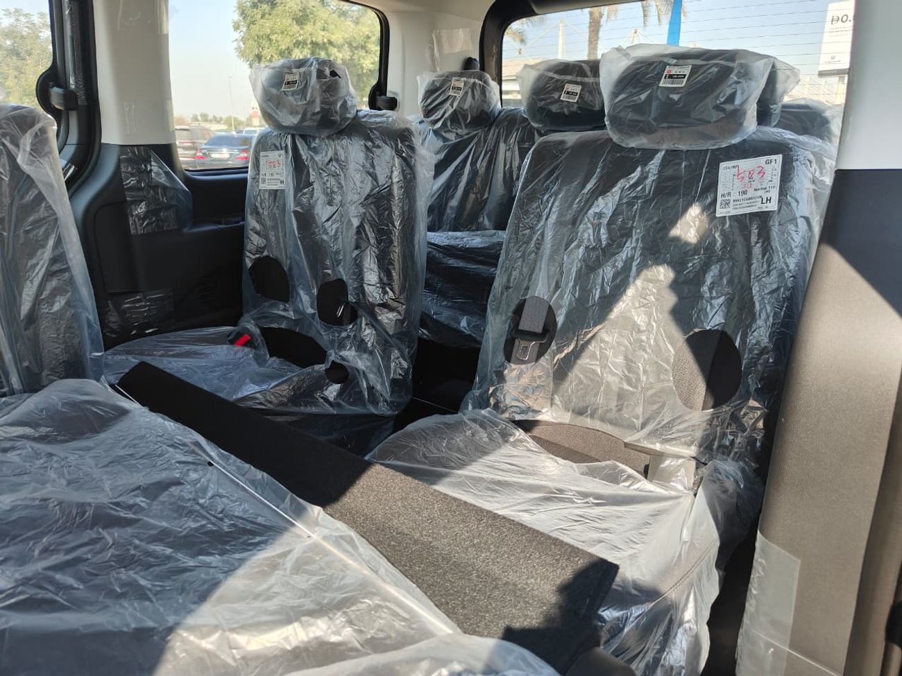 هيونداي ستاريا 2025 Hyundai Staria 11-Seater 3.5L V6 Petrol A/T FWD Only For Export