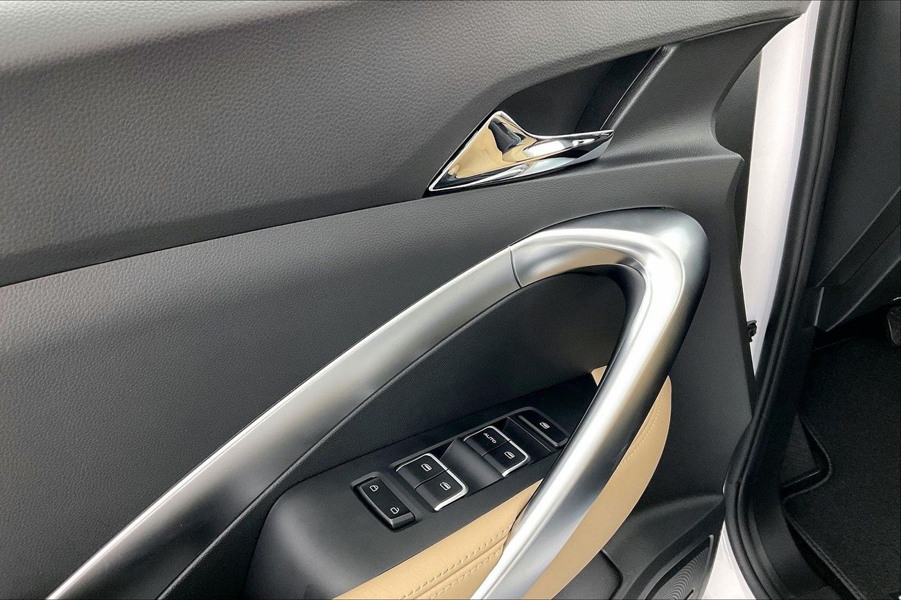 Chevrolet Captiva Premier| 1 year free warranty | Exclusive Eid offer