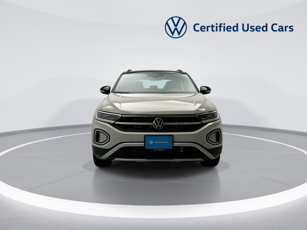 فولكس واجن T ROC Style 1.4L Style without Sunroof with Black Style (Ref#03459)