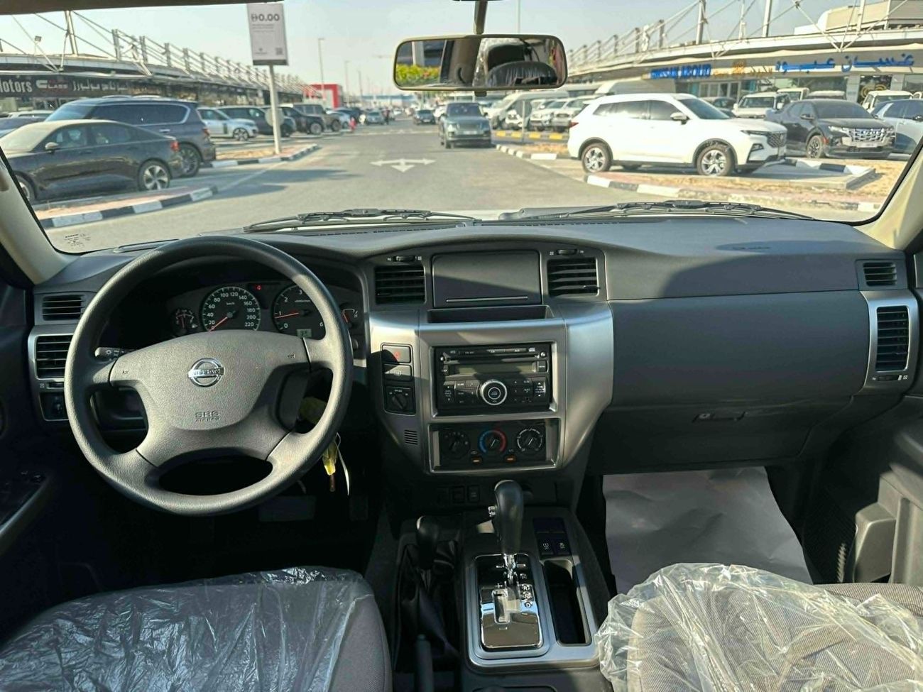 Nissan Patrol GL 4.8L A/T (7 Seater) Nissan GL 2024 GCC Specs Brand New