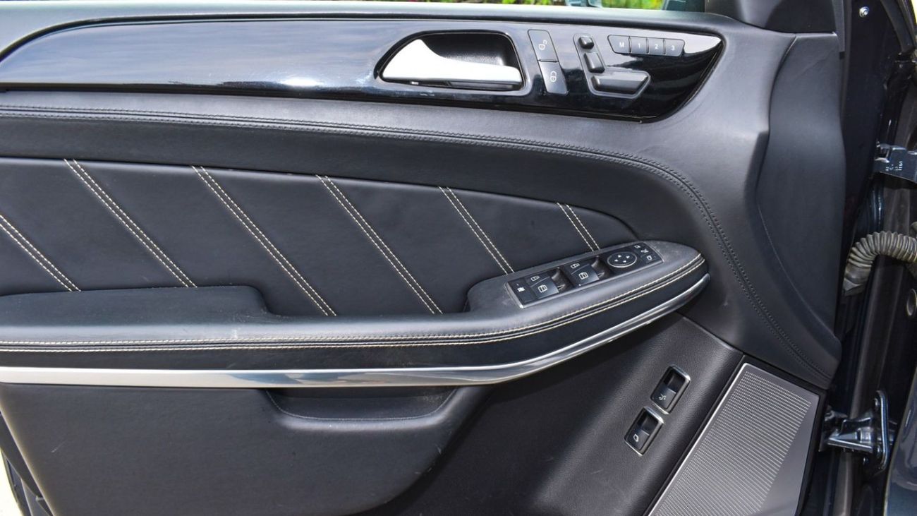 Mercedes-Benz GL 63 AMG Std Mercedes GL63 AMG / 2014 / GCC