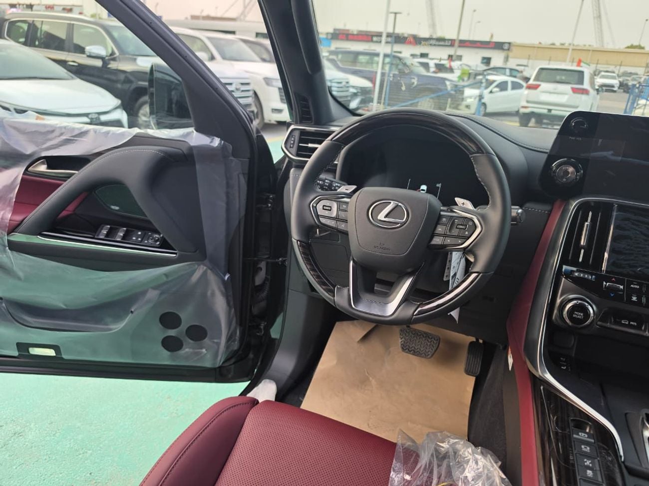 Lexus LX700h LEXUS LX700 HYBRID SIGNATURE 2026 MODEL