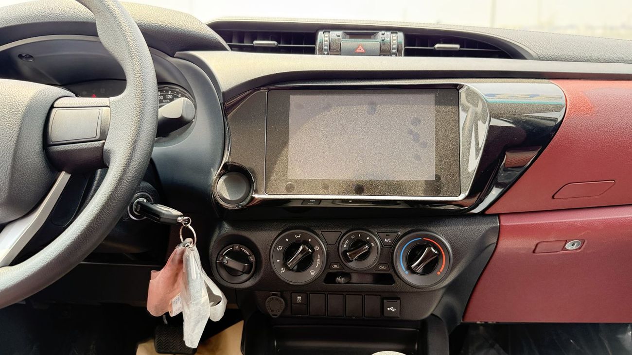 Toyota Hilux Toyota Hilux 2.7L Petrol AT Double Cab 4x4 2025YM