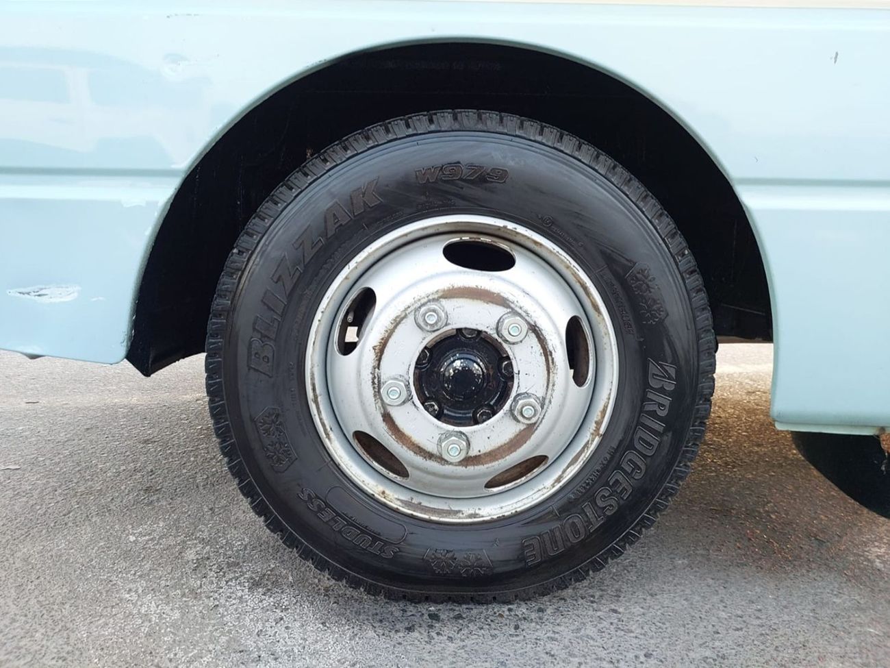 نيسان سيفيليان NISSAN CIVILIAN BUS RHD 1993 MODEL 3.5 L DIESEL MANUAL(PM30153)