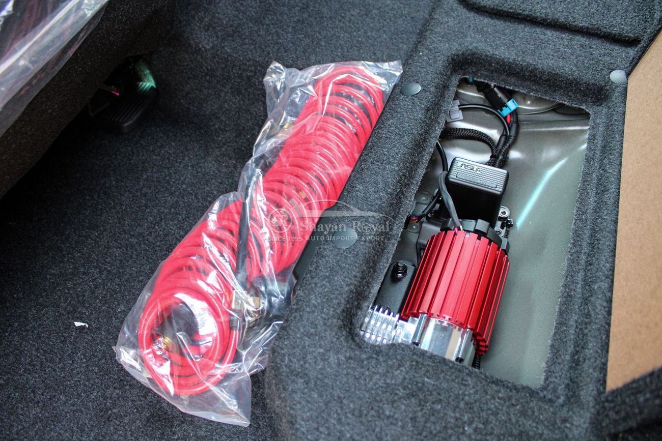 Toyota Hilux LHD 4.0L PETROL V6 4X4 DC ADVENTURE EXCLUSIVE WITH AIR COMPRESSOR AT 2025MY