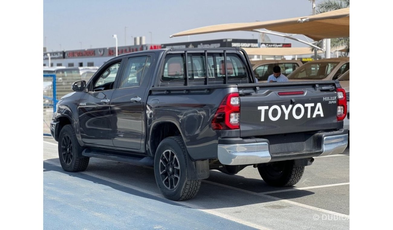 تويوتا هيلوكس Toyota Hilux 2.4 Disiel engine Manual Transmission Full Option