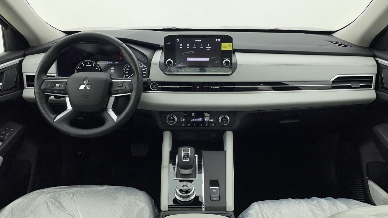 Mitsubishi Outlander MIDLINE WITH SUNROOF 2.5 | Zero Down Payment | Home Test Drive