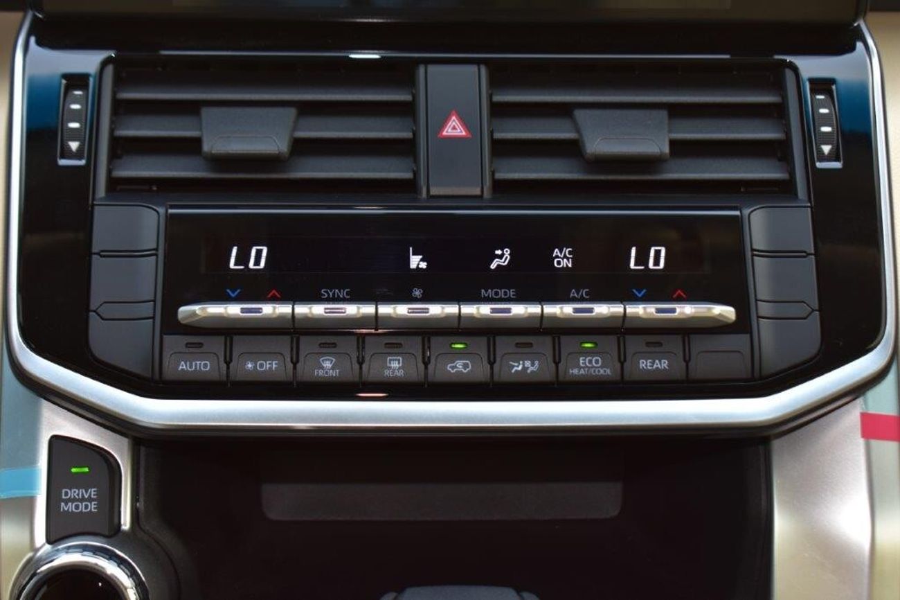 Toyota Land Cruiser 300 GXR V6 3.5L Twin Turbo Automatic Black Edition