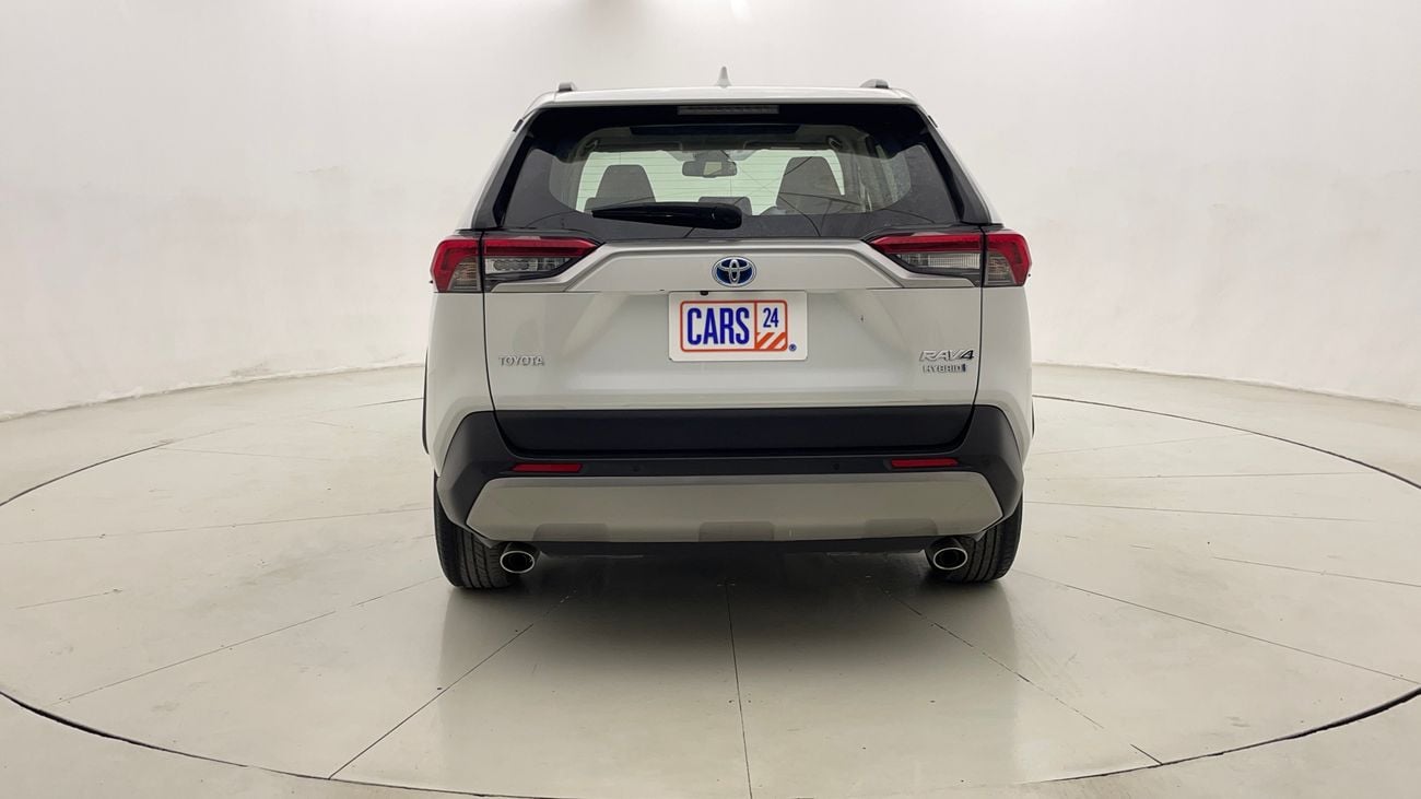 تويوتا راف ٤ VXR HEV 2.5 | بدون دفعة مقدمة | اختبار القيادة في المنزل