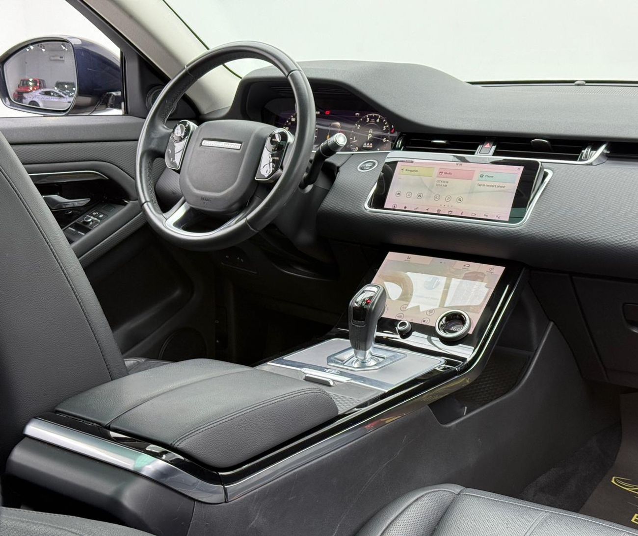 لاند روفر رانج روفر إيفوك P200 SE 2.0L 2020 Land Rover Range Rover Evoque ,Warranty ,Service History ,GCC