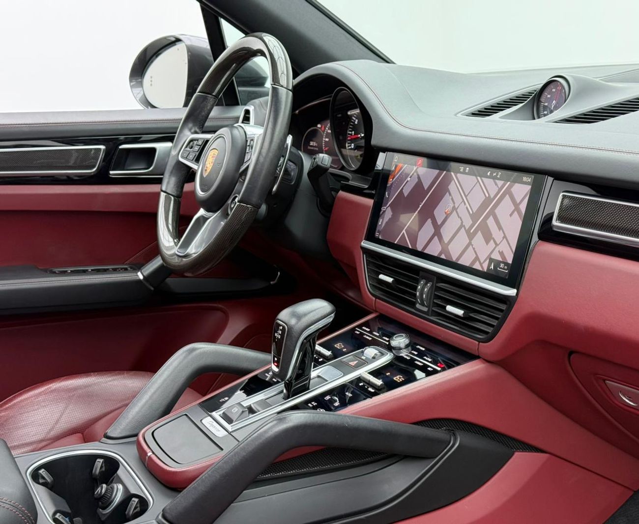 Porsche Cayenne S 2.9L (440 HP)