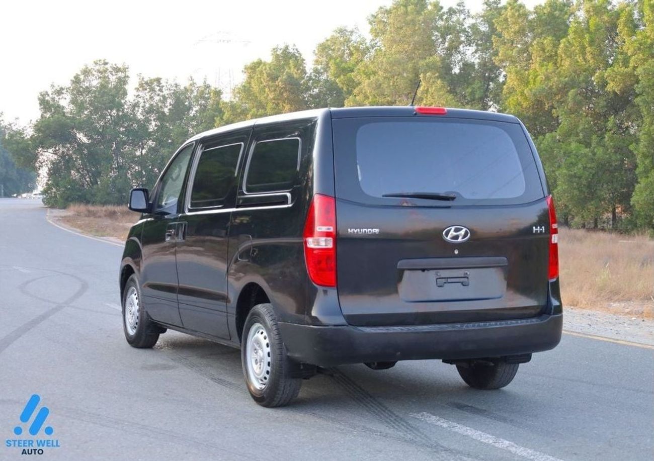Hyundai H-1 Cargo Van 2.5L RWD / Diesel MT / Like New Condition / Lowest Price / Book Now!