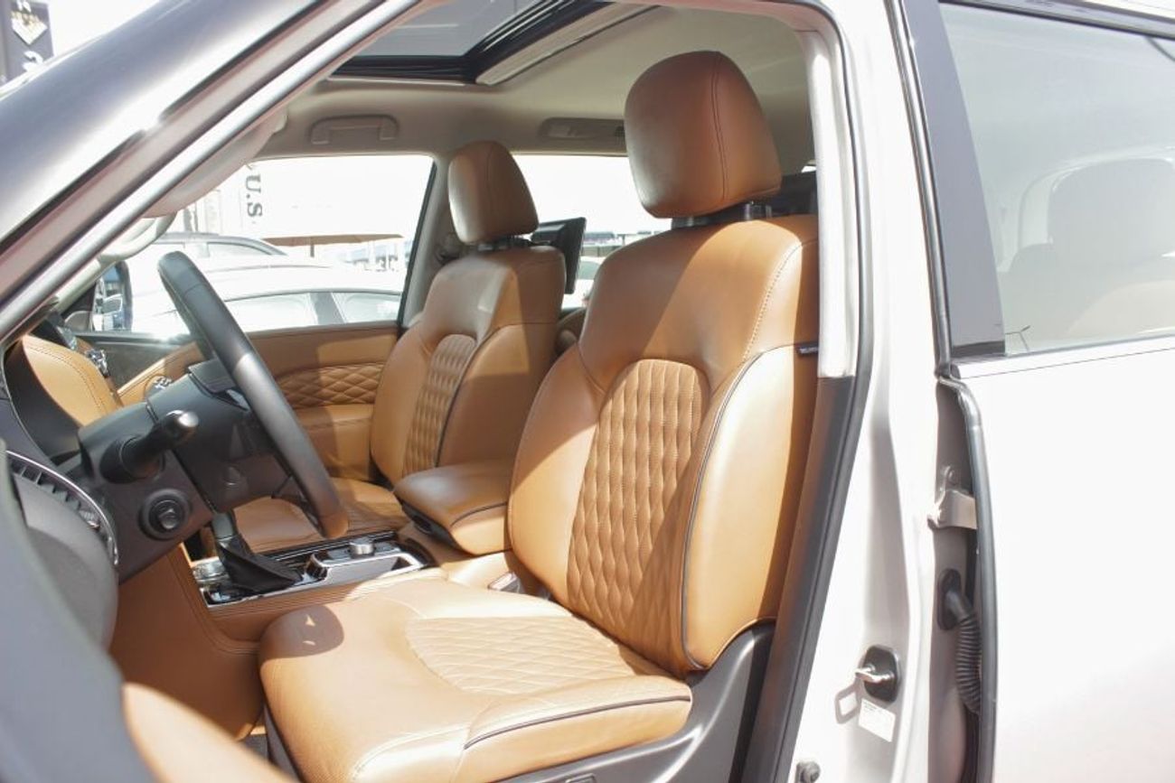 Infiniti QX80 Standard 5.6L,GCC