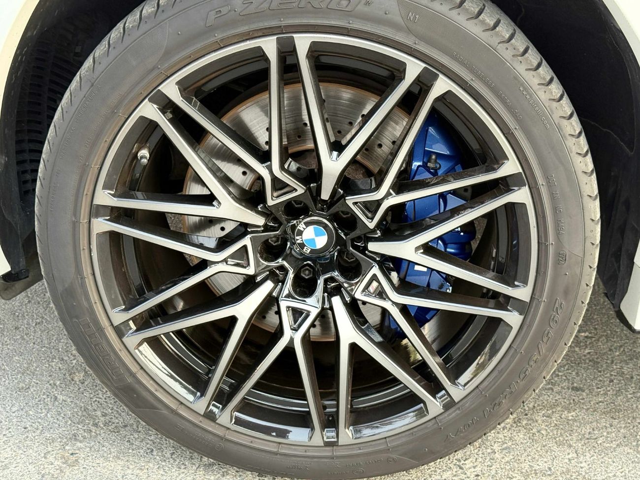 BMW X6 xDrive40i Luxury M Sport Package 3.0L GCC SPEC UNDER WARRANTY AND SERVICE CONTRACT