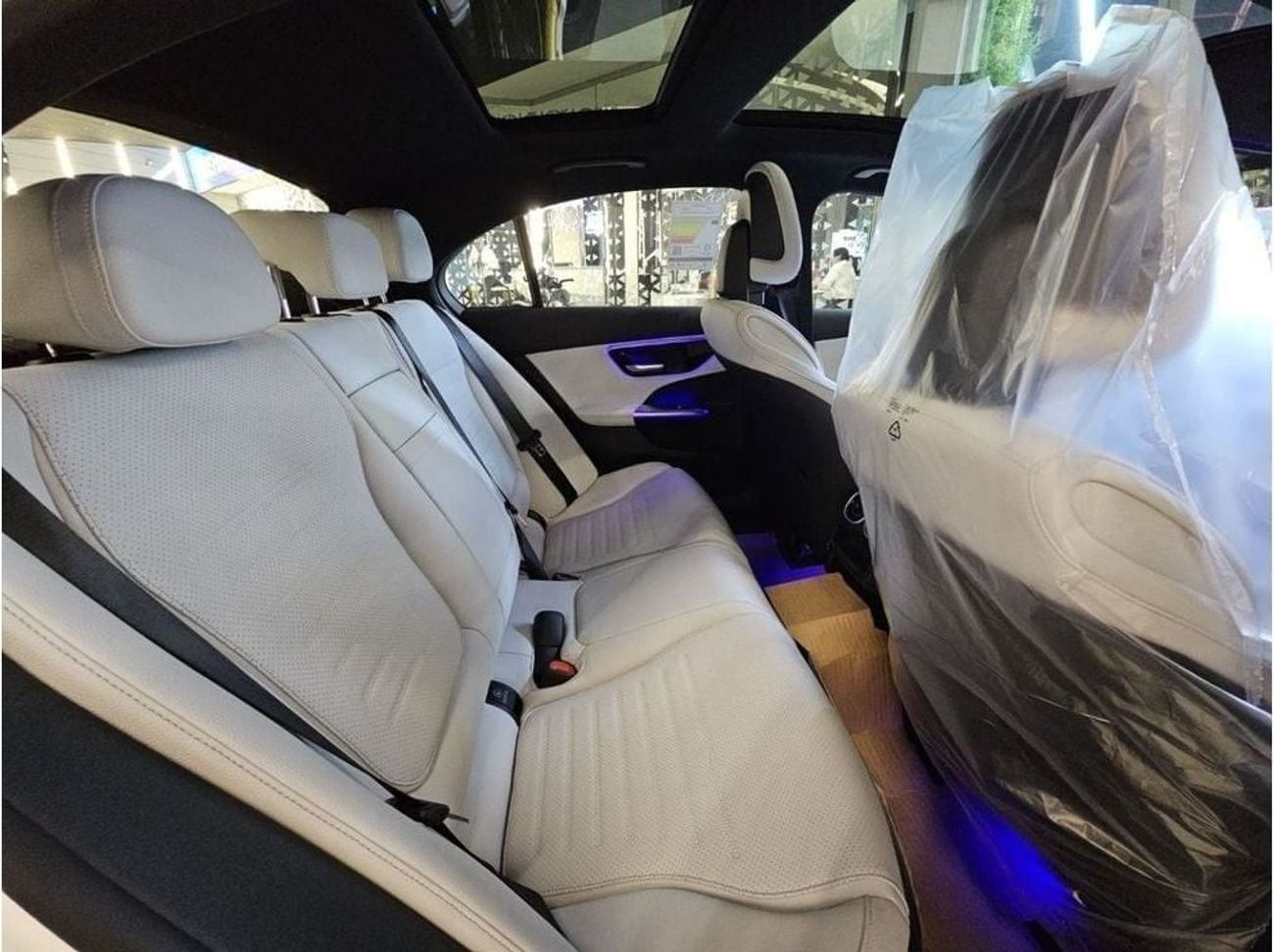 Mercedes-Benz C 200 2025 Mercedes-Benz C 200 AMG Package - 2 Years Dealer Warranty could be extend