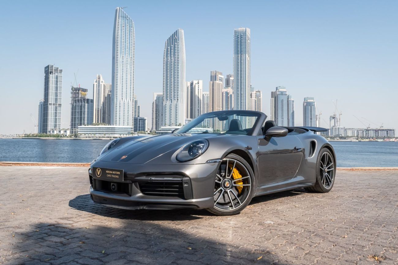 بورش 911 Turbo S 3.8L (640 HP) Convertible