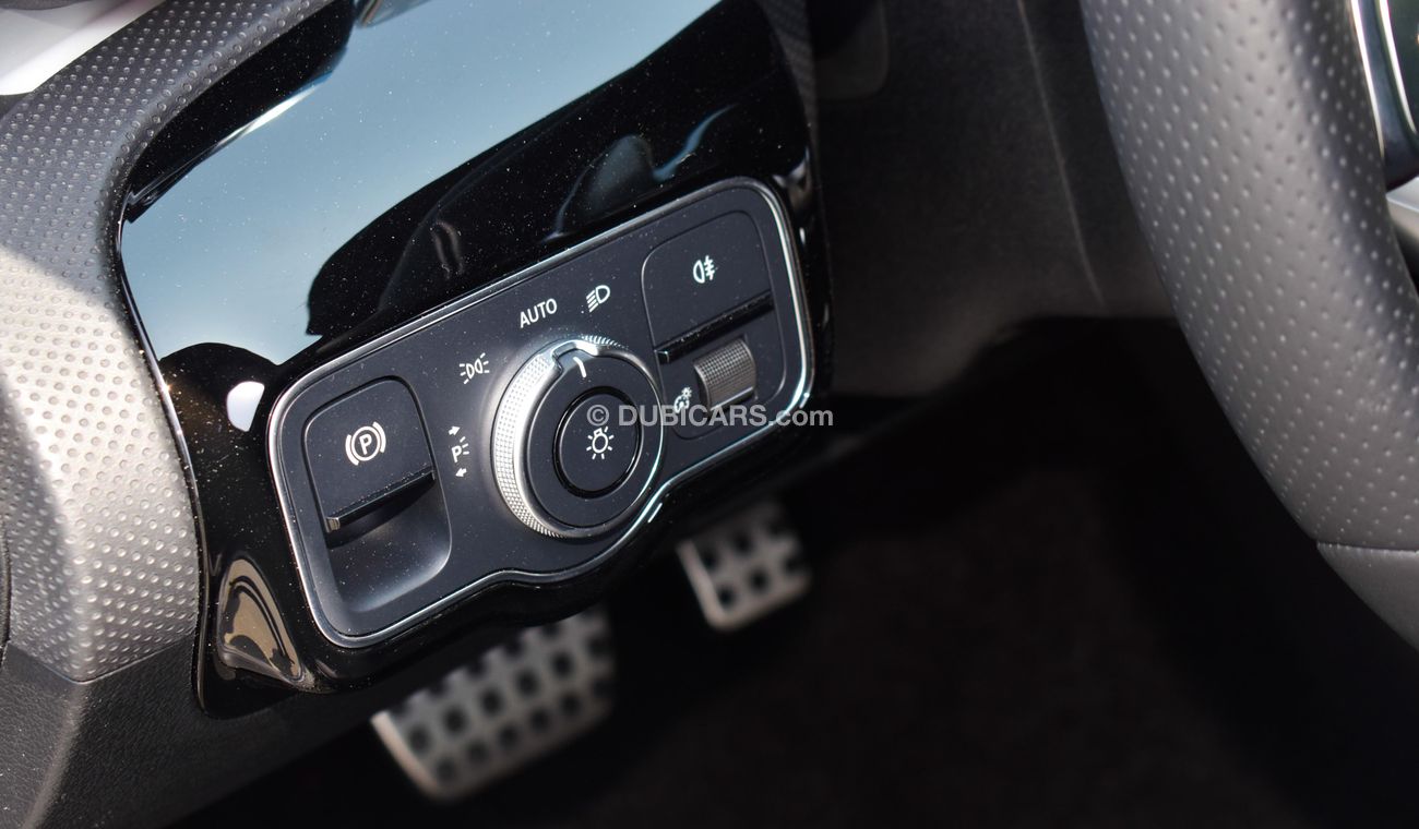 Mercedes-Benz CLA 200 Coupe | 2022 - Brand New