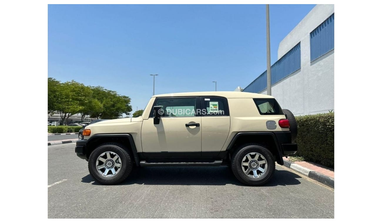 Toyota FJ Cruiser GCC SPEC UNDER WARRANTY FINAL EDITION