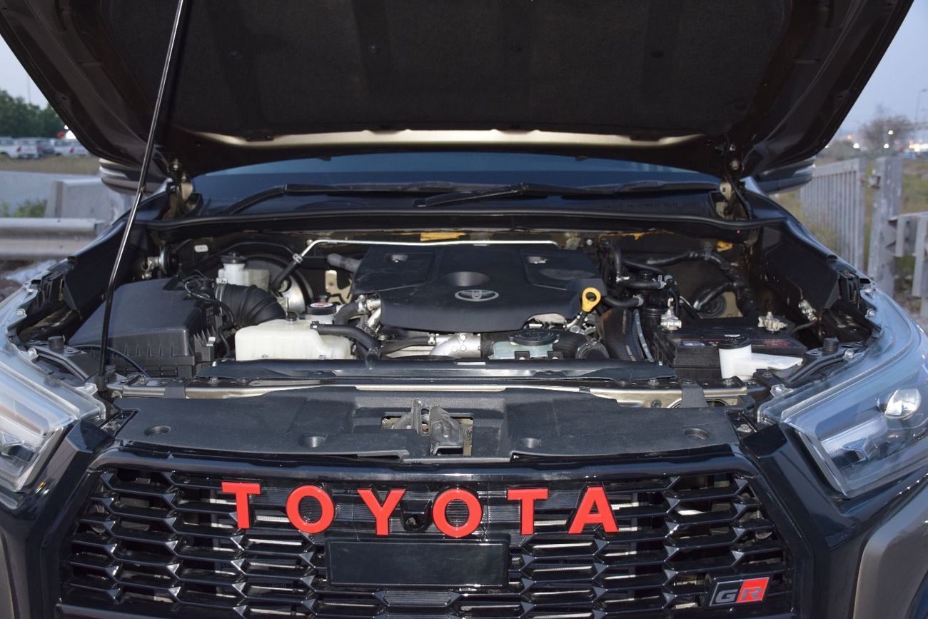 تويوتا هيلوكس S GLX 2.8L 4WD A/T