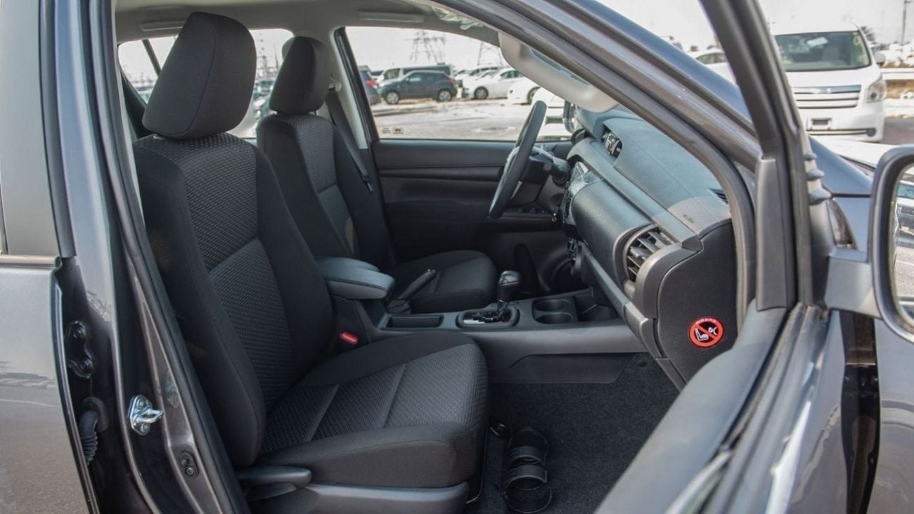 تويوتا هيلوكس SGLX HILUX 2.4L AT