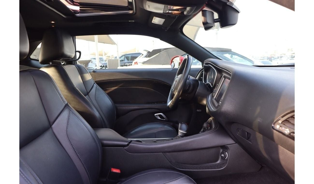 Dodge Challenger GT 3.6L Dodge Challenger GT / 2017 / V6 / CANADIAN