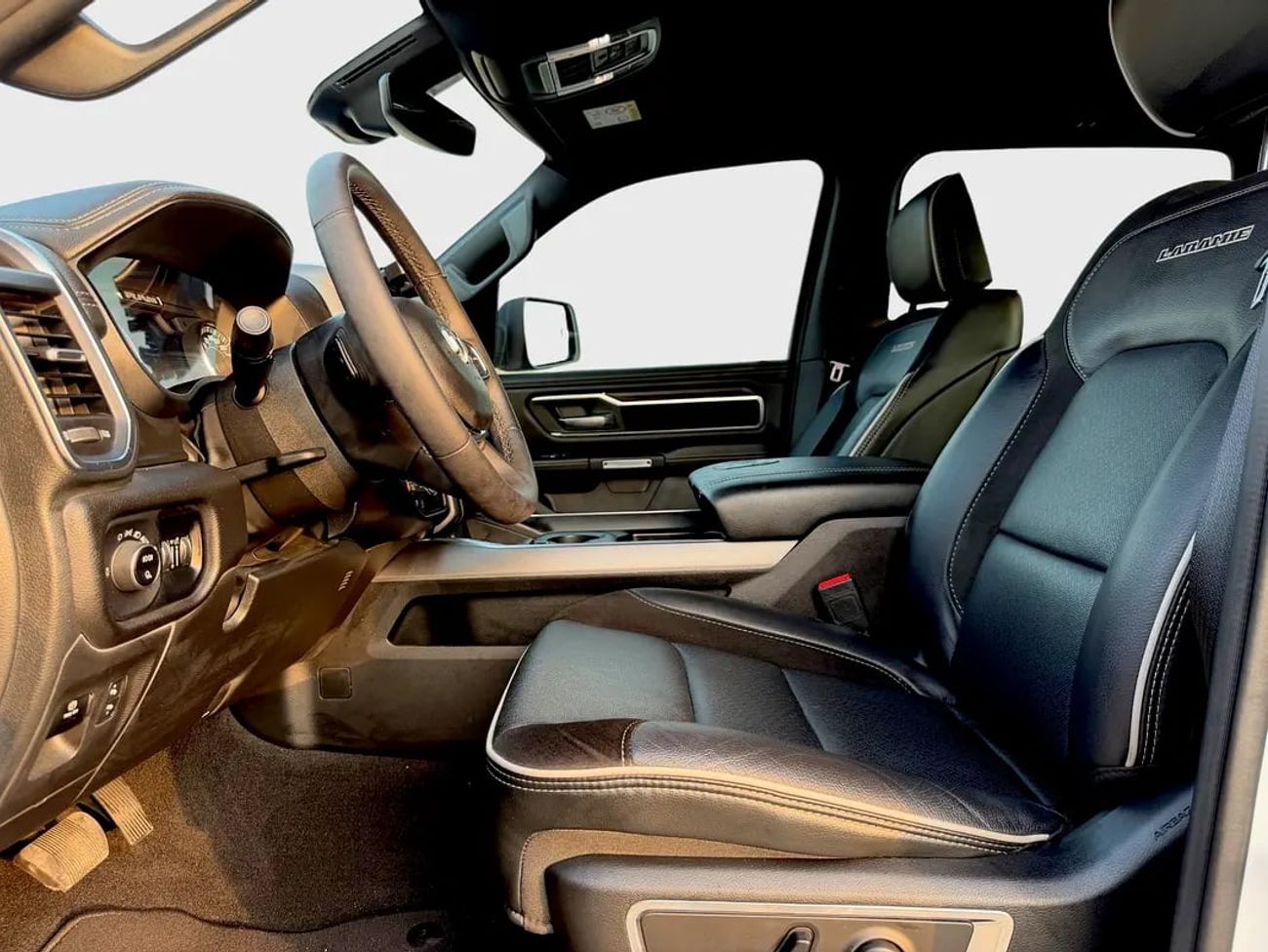 رام 1500 لاراميه كرو LARAMIE | 3.0L | 426 HP | | GCC | AGENCY WARRANTY & SERVICE UNTIL