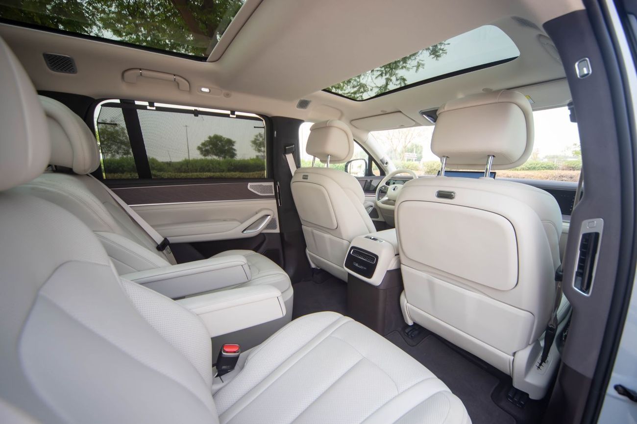 Denza N9 Premium Denza N9 Prestige 2025