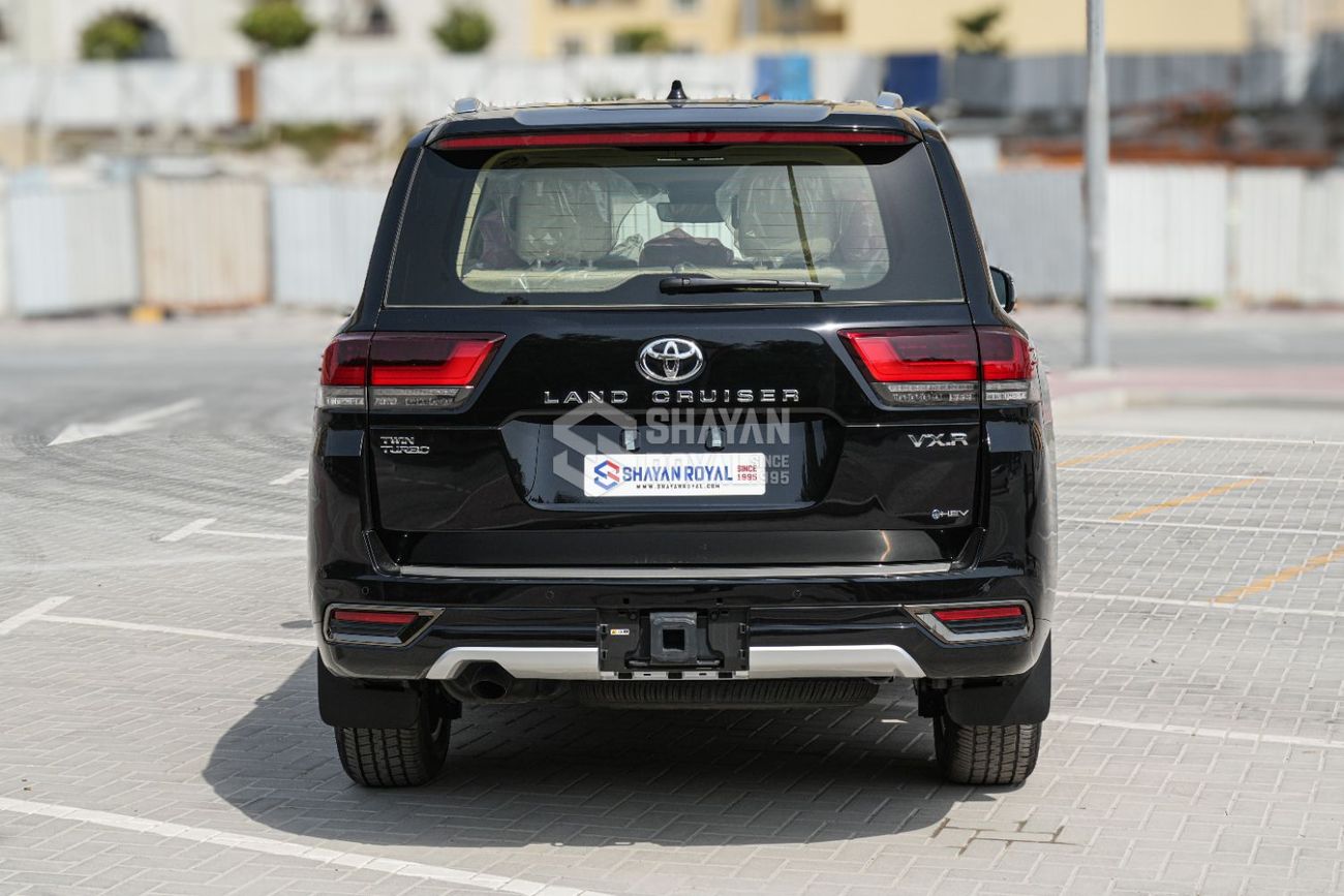 Toyota Land Cruiser VXR LC300 VXR-FULL OPTION 3.5L HEV 457TT AT | 7-SEATS | JBL | 360 CAMERA | SOFT DOOR CLOSING | 2026MY