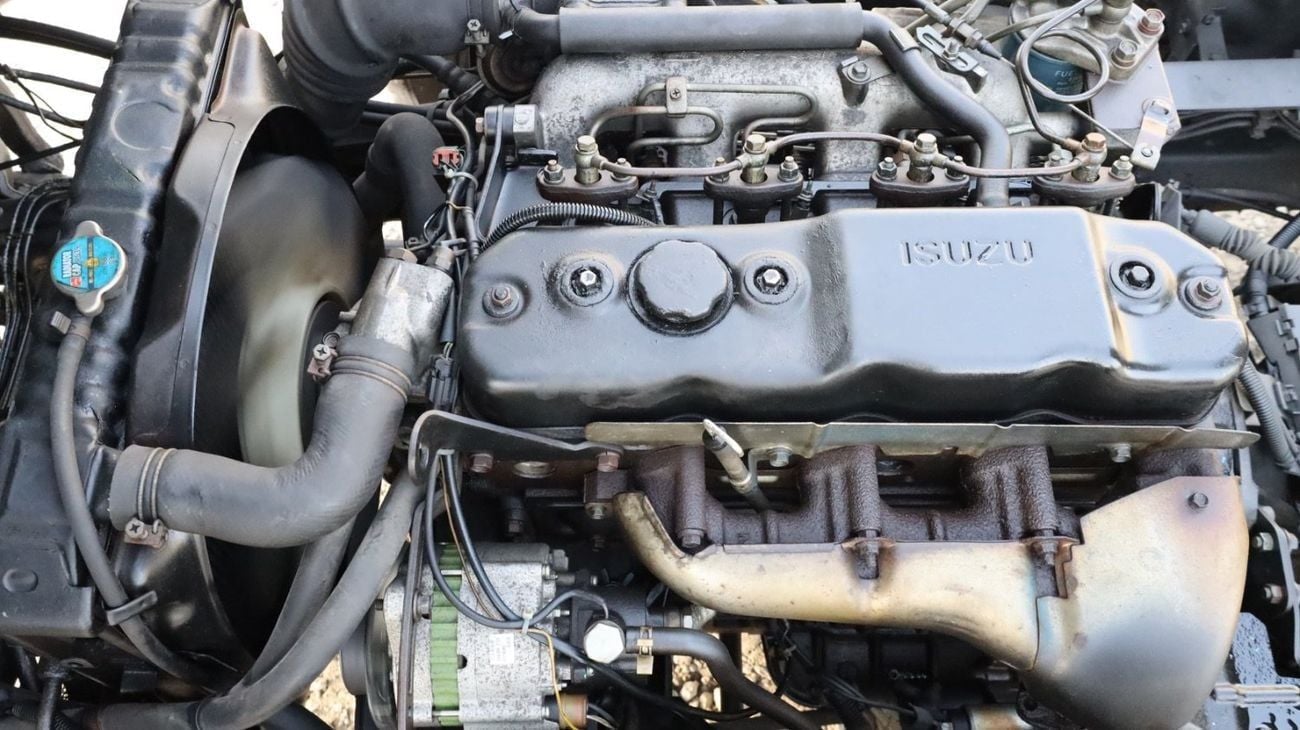 Isuzu Elf 