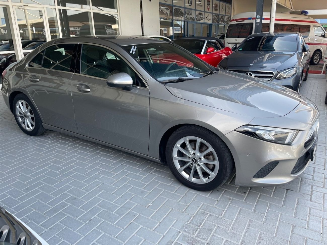 مرسيدس بنز A 200 Premium + 1.4L