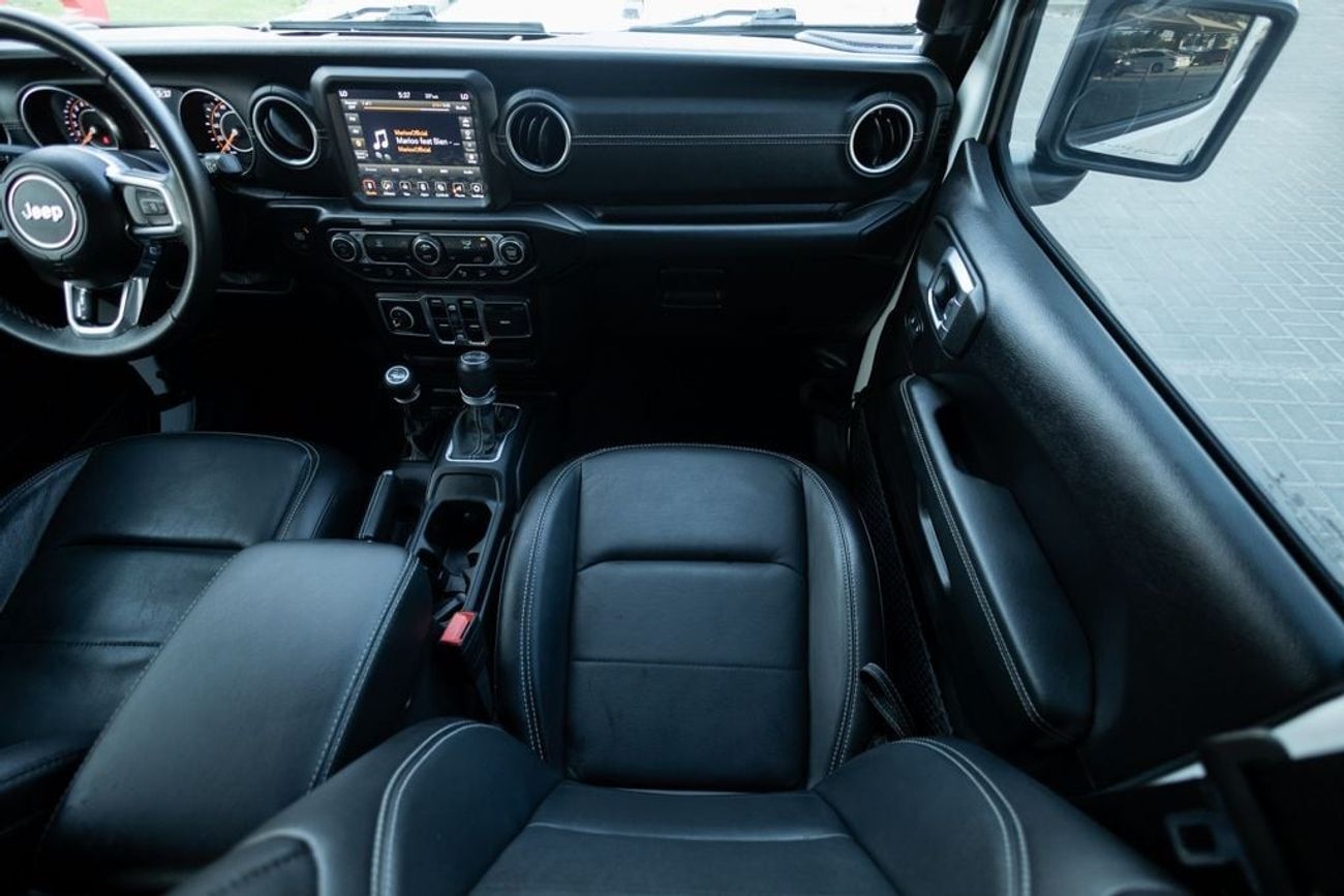 Jeep Wrangler Unlimited Sahara 3.6L