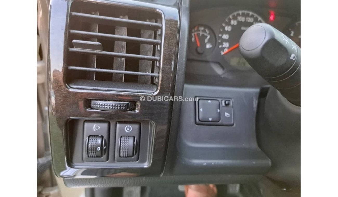 نيسان باترول سوبر سافاري