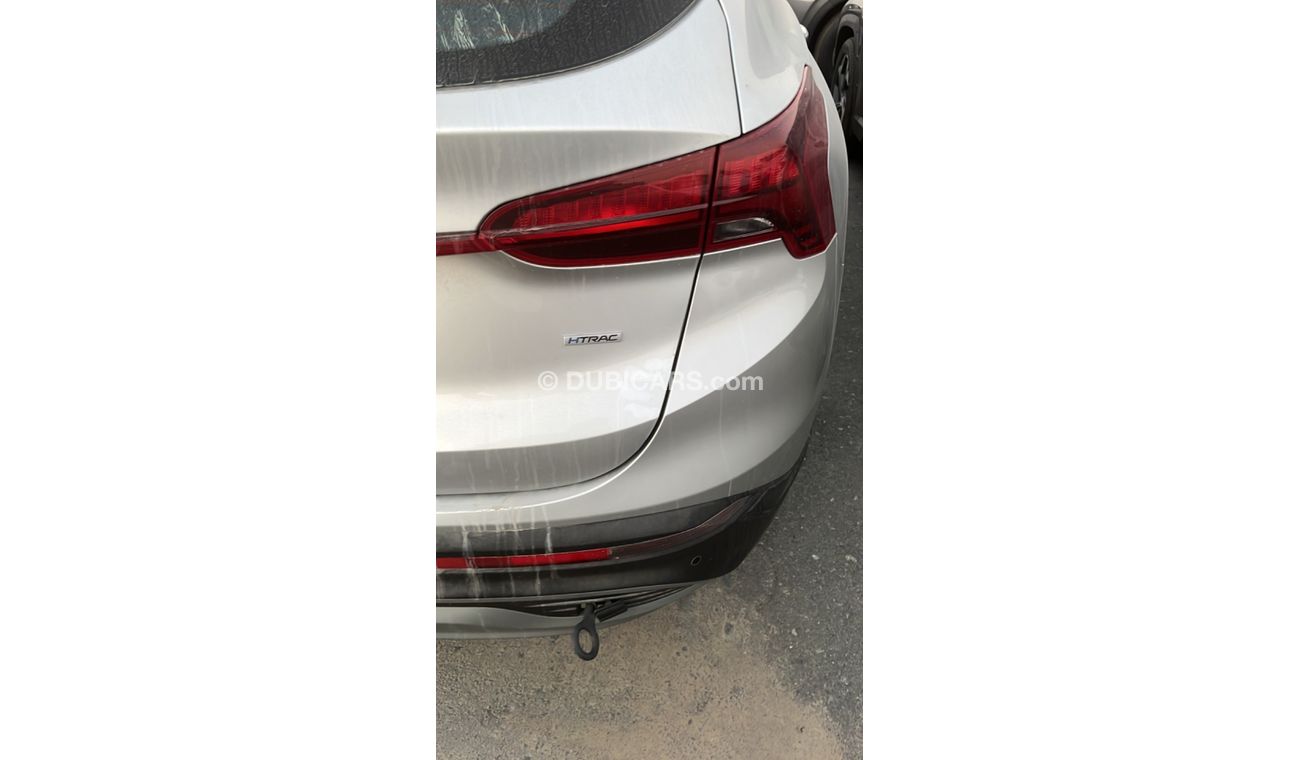 Hyundai Santa Fe 2.5 L 4x4panoramic roof