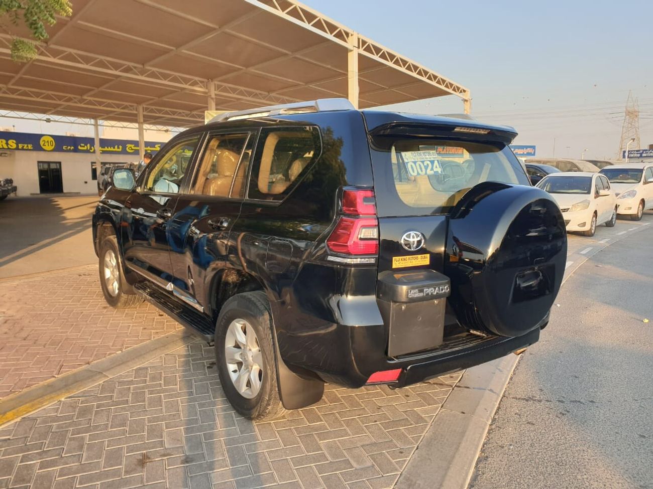 تويوتا برادو 2.7 TXL (4 CYLINDER) - PETROL