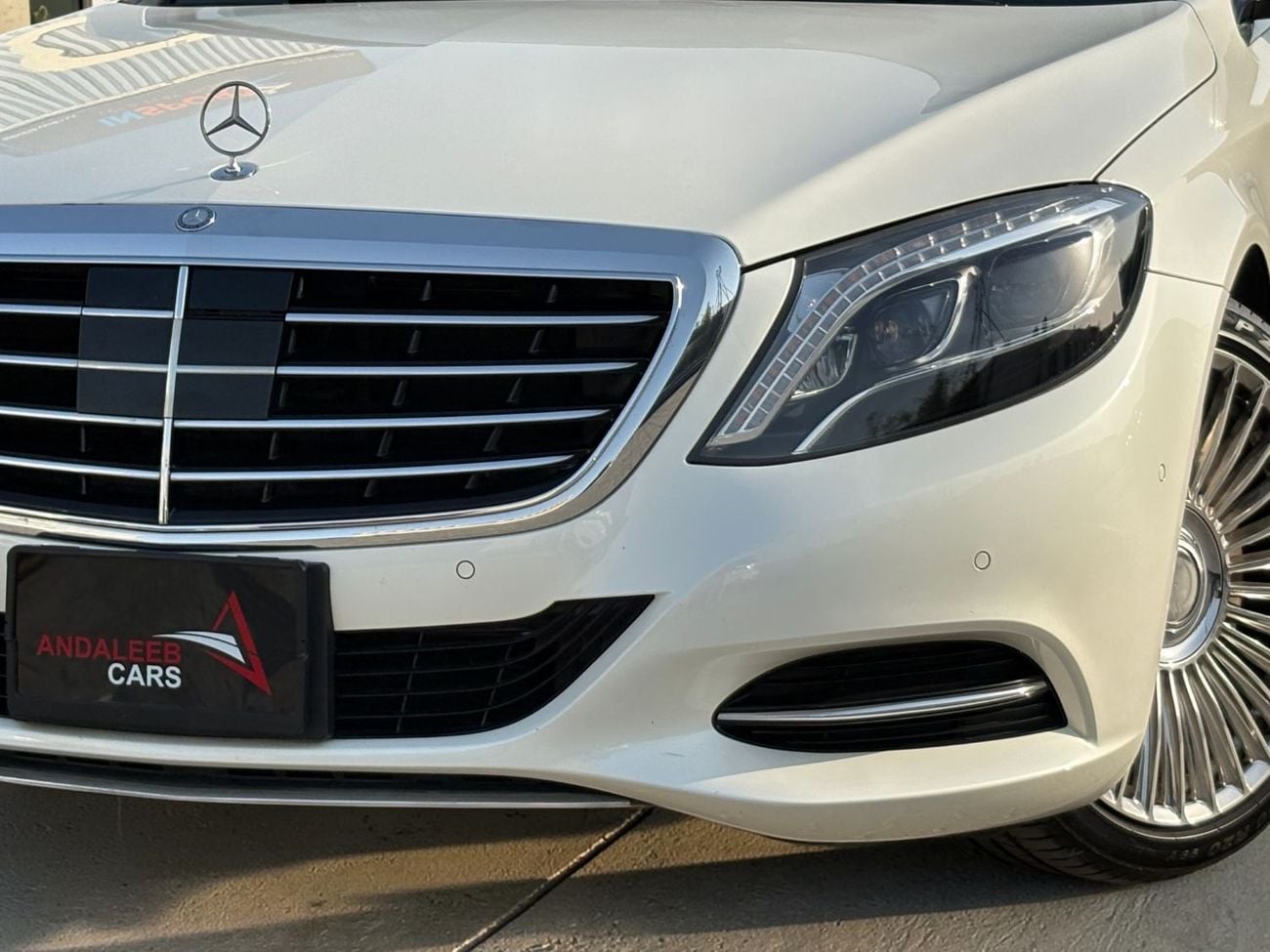 Mercedes-Benz S 400 Std 3.5L AED 2,720 P.M | 0% DOWN PAYMENT | MERCEDES-BENZ S400 HYBRID | 3.5L V6 | 2016