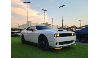 Dodge Challenger SXT