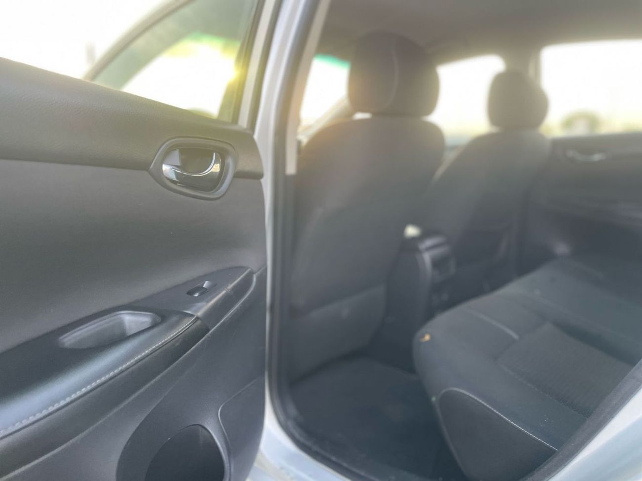 نيسان سنترا 2018 Nissan Sentra S 1.8L V4 MidOption+ Economical Car -