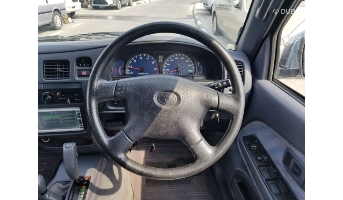 تويوتا هيلوكس Toyota Hilux RIGHT HAND DRIVE (Stock no PM12)