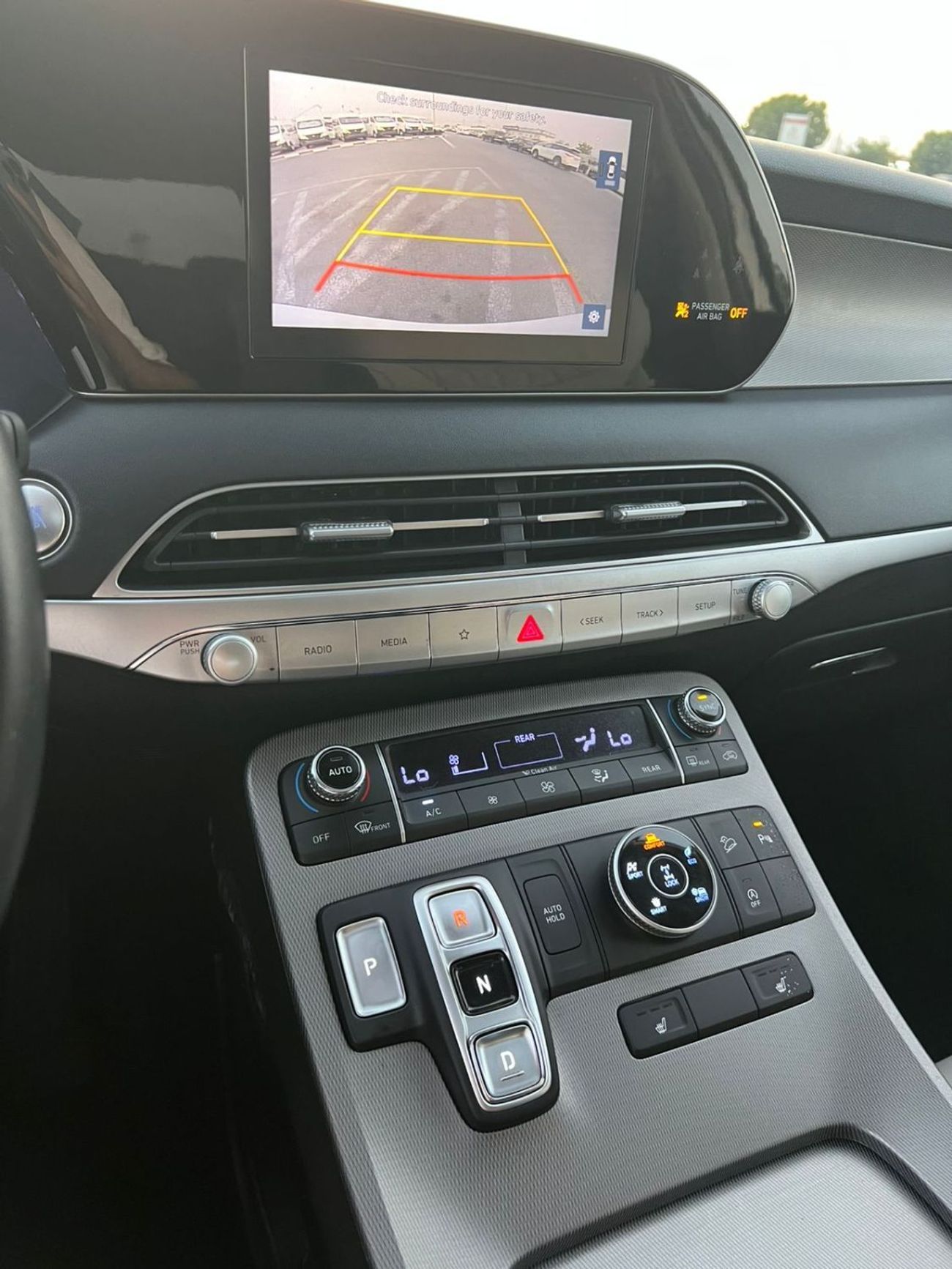 Hyundai Palisade 2021 Hyundai Palisade Sel - 3.8L V6 - Auto Trunk - Leather & Electric Seat - Key Engine Start Option